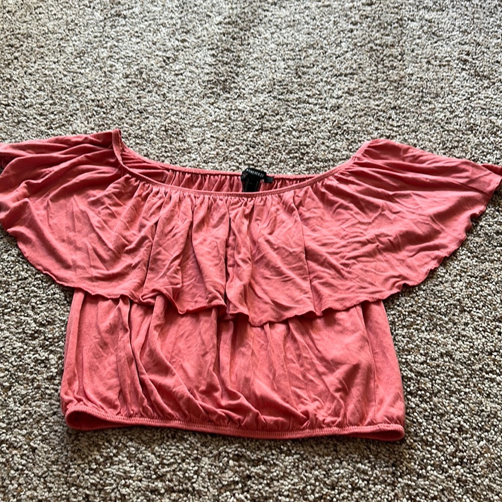 Forever 21 ruffle shirt - can be wore on or off the shoulder